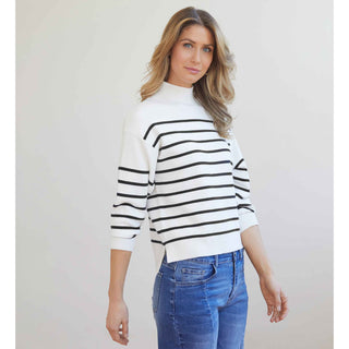 2439053 Sweater Winter White/Black