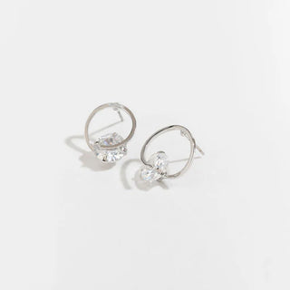 43115-5 Dazzler Cz Circle W/Stone Silver Ear 5H6