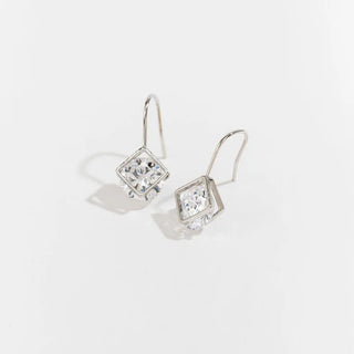 43120-5 Dazzler Cz Diamond Drop Silver Ear 5H6
