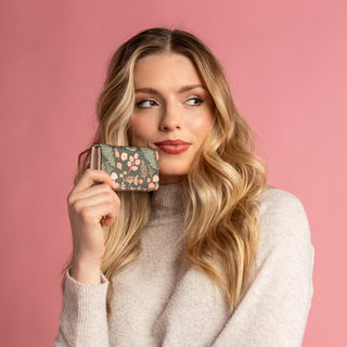 Essentials Only Cash & Carry Wallet - Willow #KDZCW2-WI