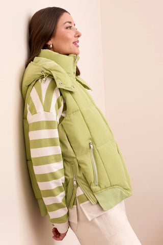 2247O 8272 Vest W/Hood Wasabi